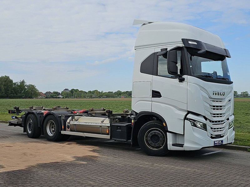 Iveco S-WAY AS260S46 LNG INT. STEERAXLE - Container transporter/ Swap body truck: picture 5 Iveco S-WAY AS260S46 LNG INT. STEERAXLE - Container transporter/ Swap body truck: picture 5