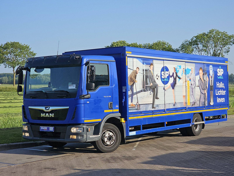 MAN 12.190 TGL AIRCO 3 SEATS - Box truck: picture 2 MAN 12.190 TGL AIRCO 3 SEATS - Box truck: picture 2