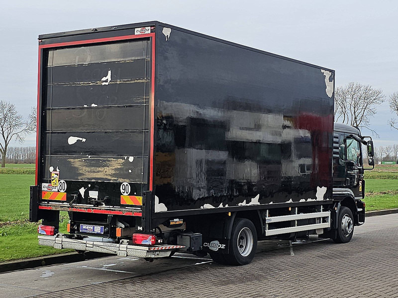 MAN 12.290 TGM 1 BED LIFT 54 TKM - Box truck: picture 3 MAN 12.290 TGM 1 BED LIFT 54 TKM - Box truck: picture 3