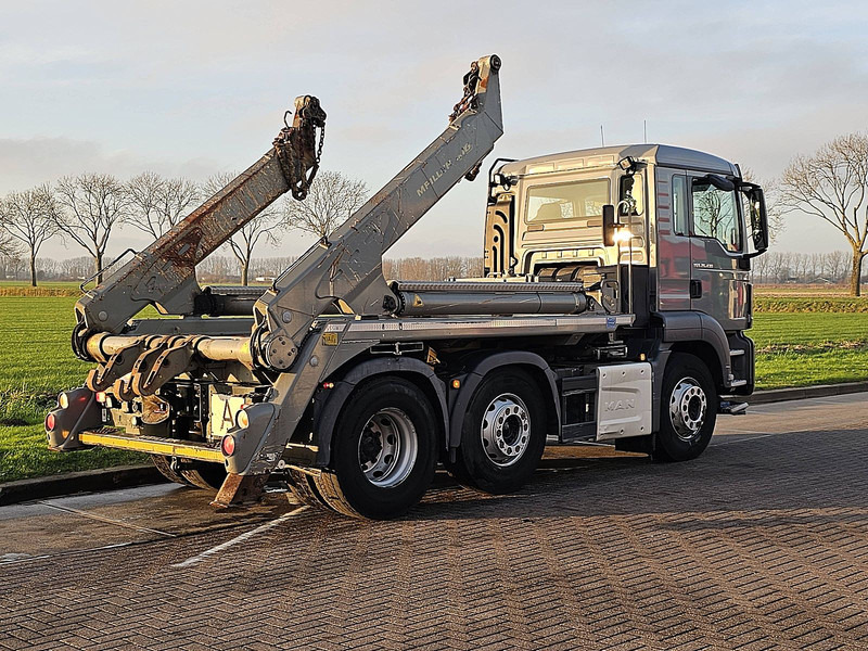 MAN 26.430 TGS 6X2/4 MEILLER AK16T - Skip loader truck: picture 3 MAN 26.430 TGS 6X2/4 MEILLER AK16T - Skip loader truck: picture 3