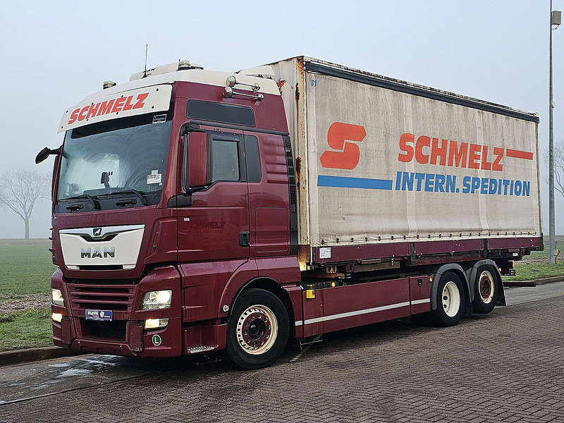 MAN 26.510 TGX - Box truck: picture 2 MAN 26.510 TGX - Box truck: picture 2