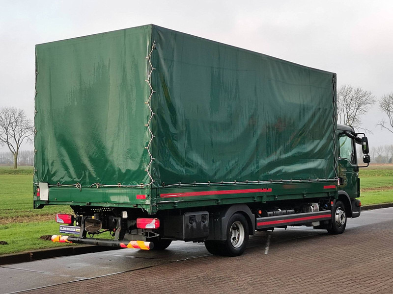 MAN 8.220 TGL MANUAL AIRCO AHK - Curtain side truck: picture 3 MAN 8.220 TGL MANUAL AIRCO AHK - Curtain side truck: picture 3