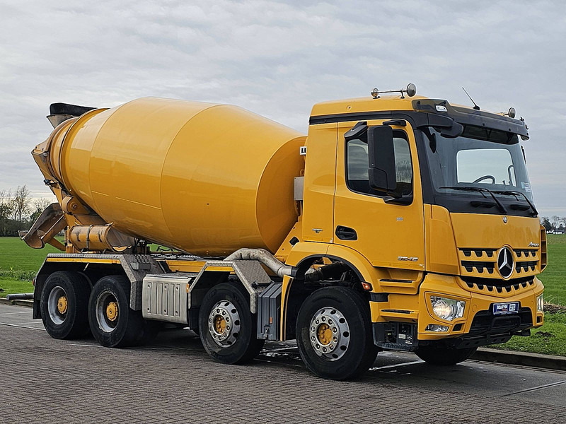 Mercedes-Benz AROCS 3243 8X4 LIEBHERR 10M3 - Concrete mixer truck: picture 5 Mercedes-Benz AROCS 3243 8X4 LIEBHERR 10M3 - Concrete mixer truck: picture 5