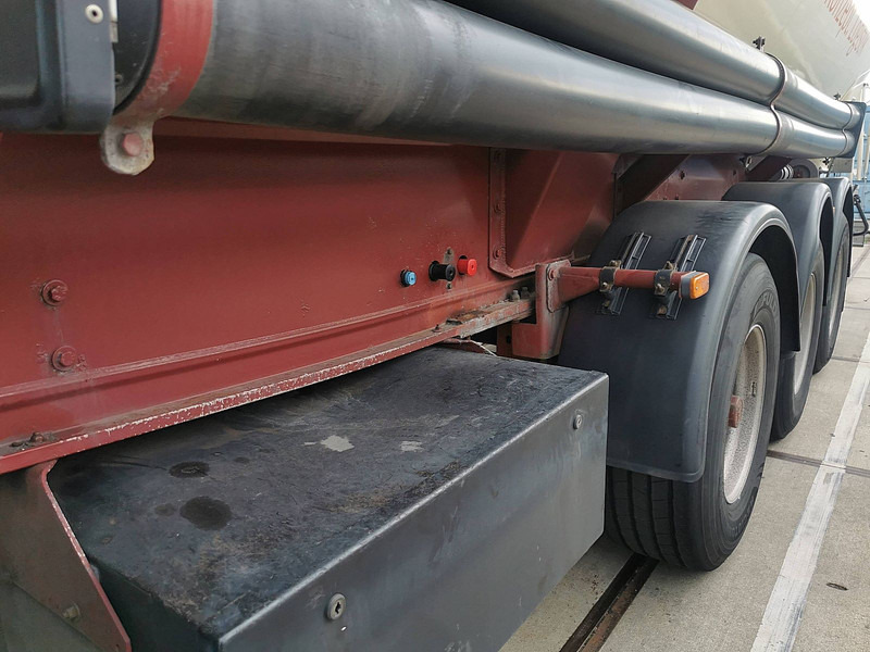 Tanker semi-trailer SPITZER 60M3: picture 8