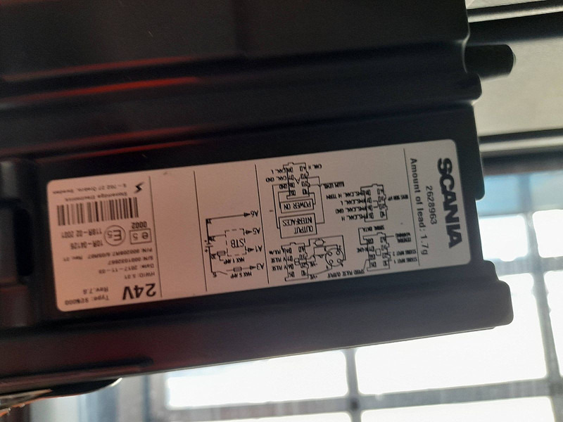 Curtain side truck Scania G410 4X2 RET. COMBI CROWN: picture 16 Curtain side truck Scania G410 4X2 RET. COMBI CROWN: picture 16