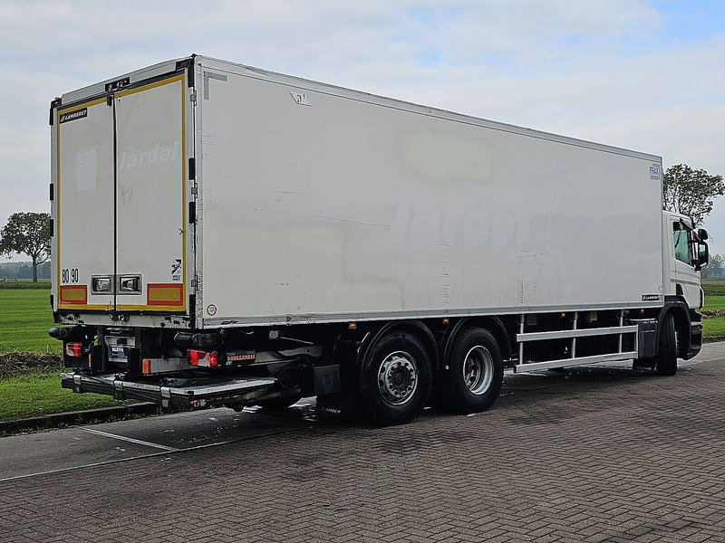 Scania P320 6X2*4 LAMBERET LIFT - Refrigerated truck: picture 3 Scania P320 6X2*4 LAMBERET LIFT - Refrigerated truck: picture 3