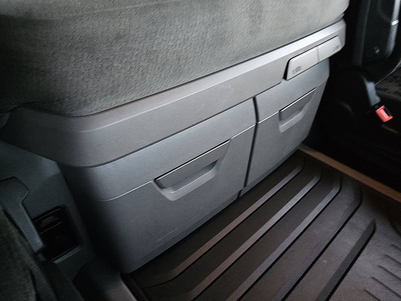 Container transporter/ Swap body truck Scania R450 6X2*4 RETARDER: picture 9 Container transporter/ Swap body truck Scania R450 6X2*4 RETARDER: picture 9