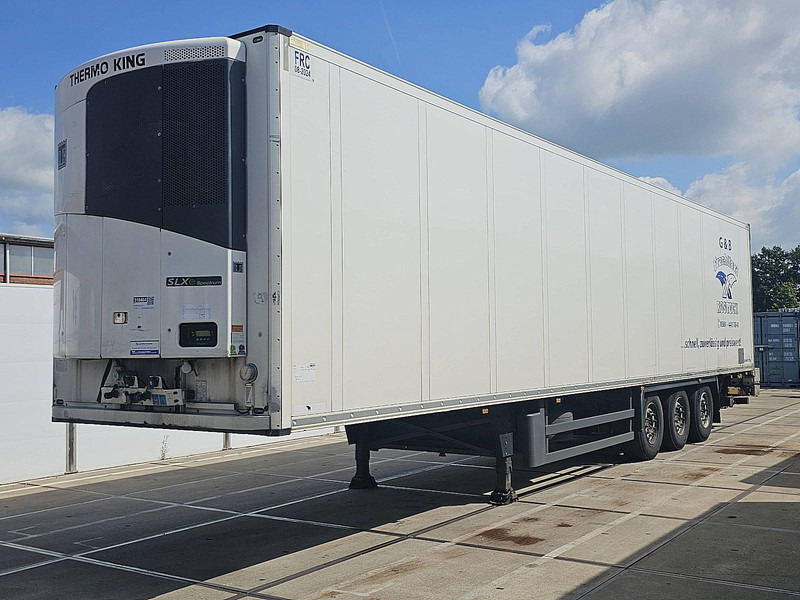 Schmitz Cargobull SKO 24 LADEBORDWAND - Refrigerated semi-trailer: picture 1 Schmitz Cargobull SKO 24 LADEBORDWAND - Refrigerated semi-trailer: picture 1