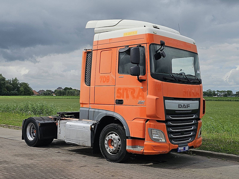 DAF XF 440 - Tractor unit: picture 5 DAF XF 440 - Tractor unit: picture 5