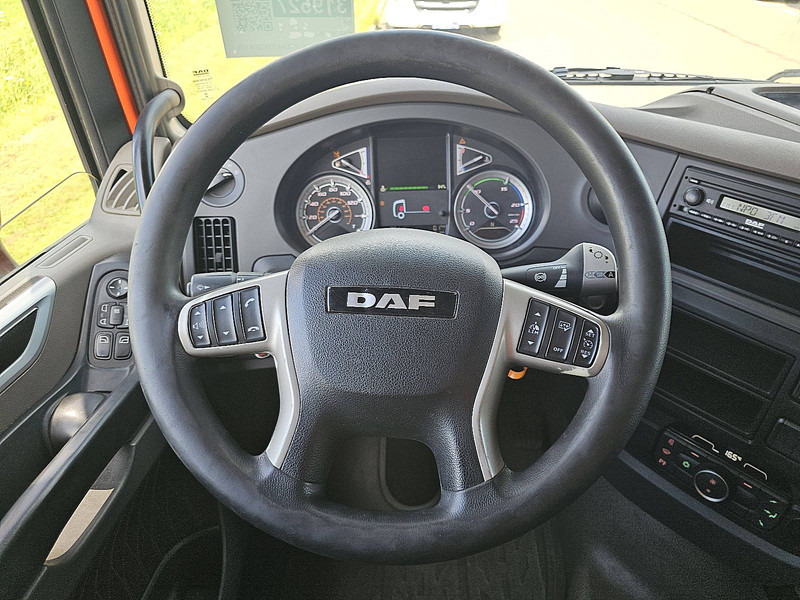 Tractor unit DAF XF 450 SPACECAB: picture 14