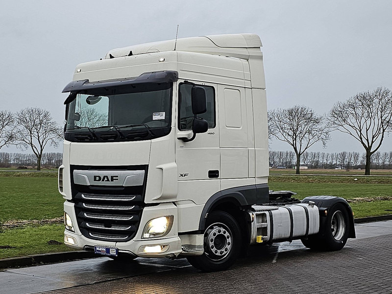 DAF XF 480 SPACECAB LED - Tractor unit: picture 2 DAF XF 480 SPACECAB LED - Tractor unit: picture 2