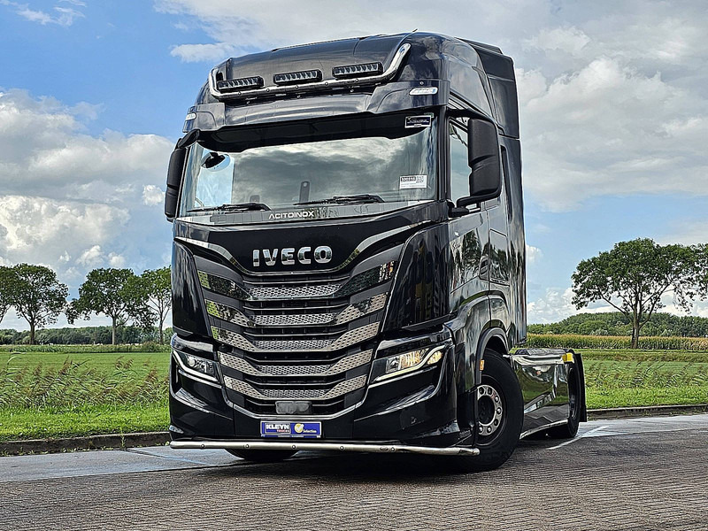 Iveco S-WAY AS440S51 2x tank,frigo - Tractor unit: picture 1 Iveco S-WAY AS440S51 2x tank,frigo - Tractor unit: picture 1