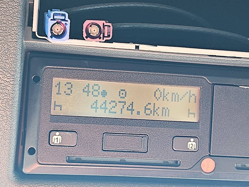 Tractor unit MAN 18.460 TGX: picture 9