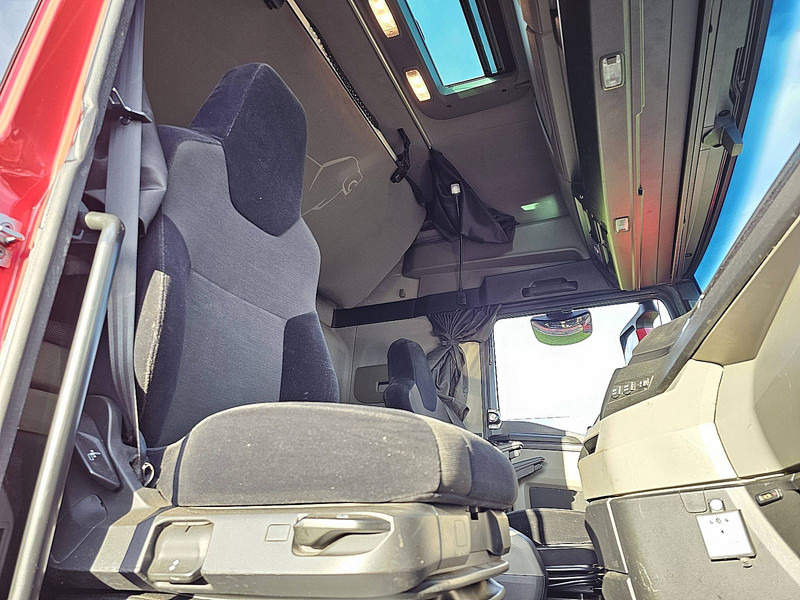 Tractor unit MAN 18.470 TGX GX RETARDER 2X TANK: picture 7