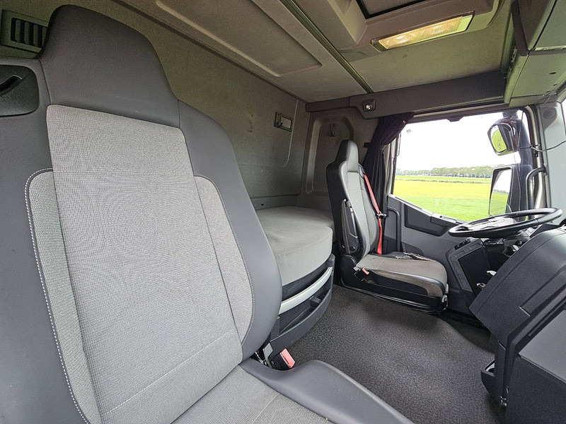 Tractor unit Renault T 460 FULL ADR ALCOA: picture 15