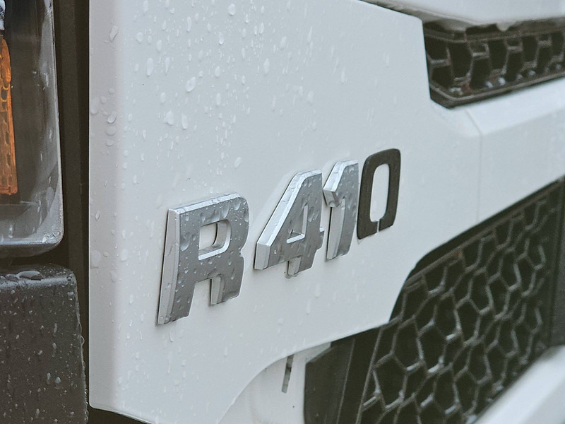 Tractor unit Scania R410: picture 17