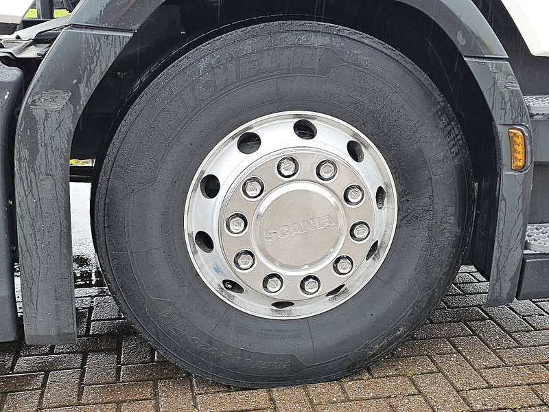 Tractor unit Scania R410: picture 16