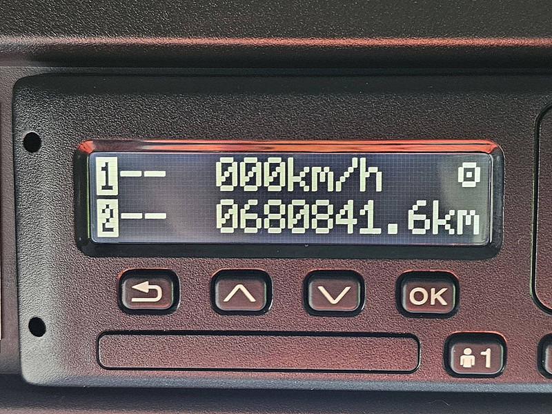 Tractor unit Scania R450 RETARDER 2X TANK: picture 9