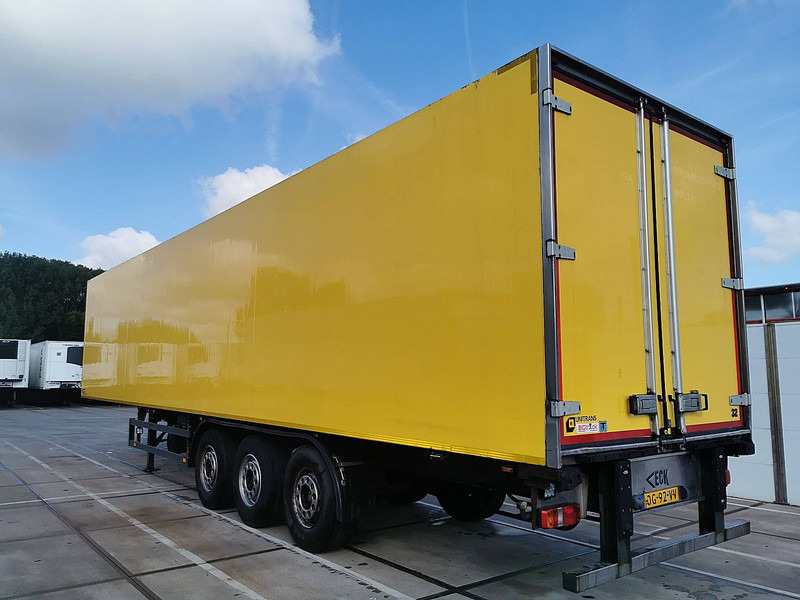 Van Eck UT-31 - Refrigerated semi-trailer: picture 5 Van Eck UT-31 - Refrigerated semi-trailer: picture 5