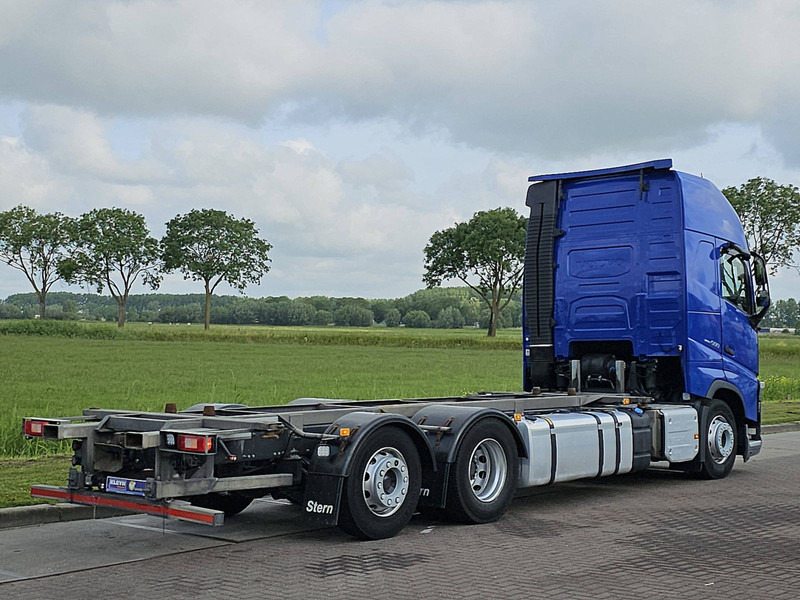 Volvo FH 500 - Container transporter/ Swap body truck: picture 3 Volvo FH 500 - Container transporter/ Swap body truck: picture 3