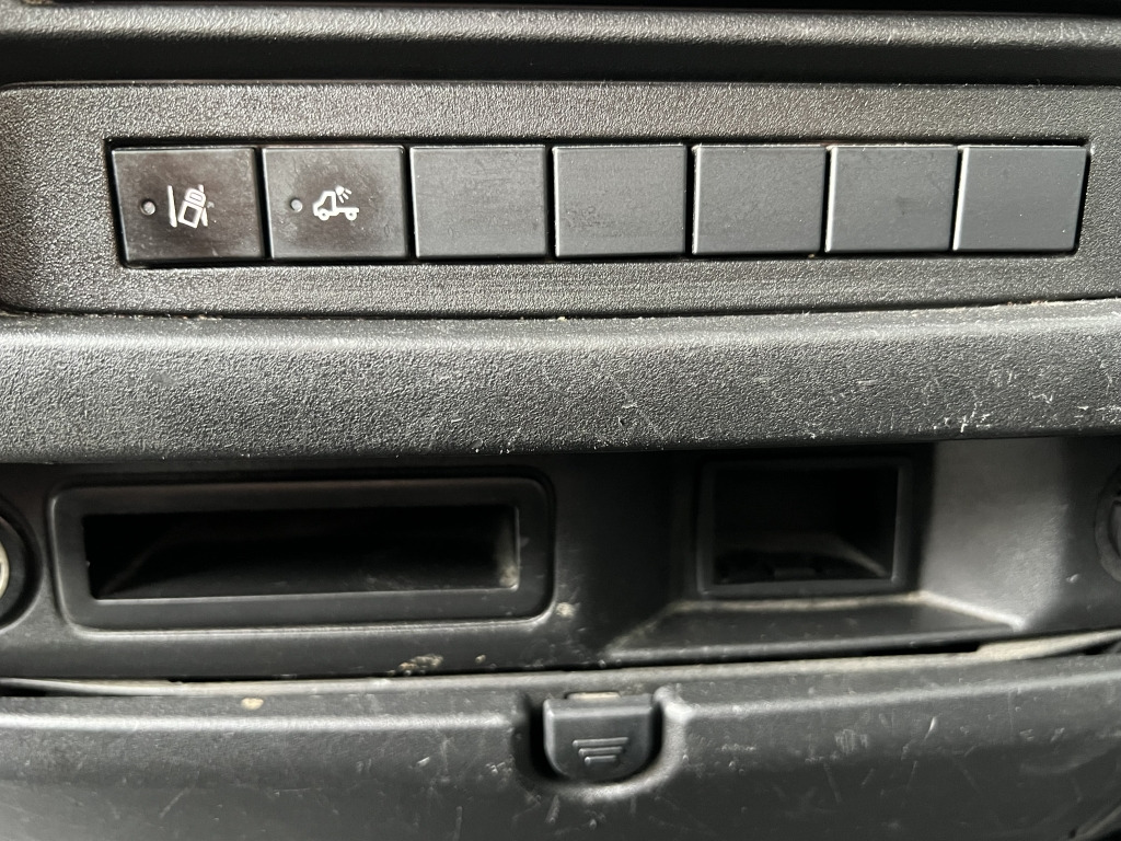 Iveco Daily 70C18 72C18 Klimaaut. ThermoKing V-600 MAX - Refrigerated delivery van: picture 2 Iveco Daily 70C18 72C18 Klimaaut. ThermoKing V-600 MAX - Refrigerated delivery van: picture 2