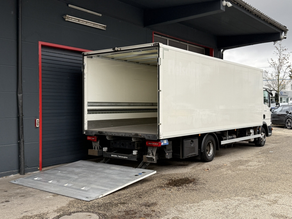 MAN TGL 12.220 Klimaautom. Kamera NAVI 7,1m Koff+LBW - Box truck: picture 5 MAN TGL 12.220 Klimaautom. Kamera NAVI 7,1m Koff+LBW - Box truck: picture 5