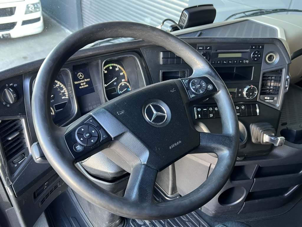 Container transporter/ Swap body truck Mercedes-Benz Actros 1840 MEGA Jumbo Klima Reatarder ACC-Tempo: picture 13