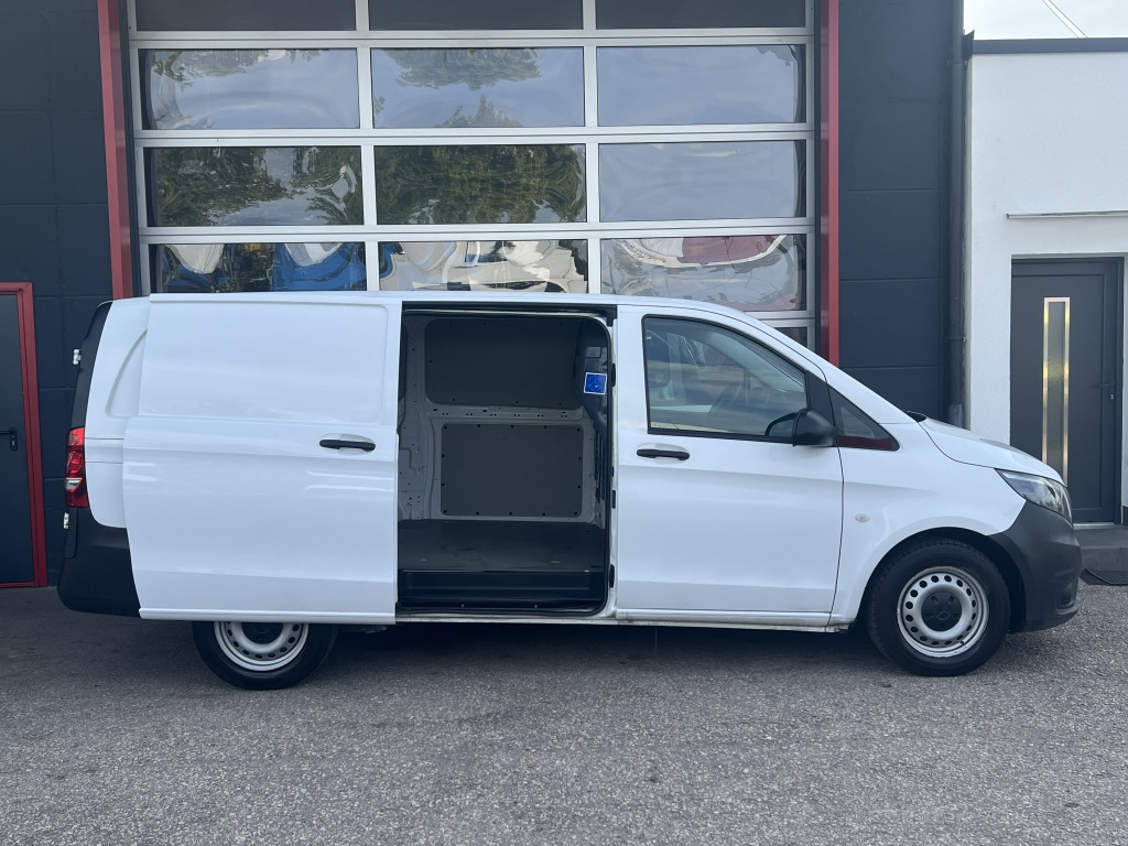 Mercedes-Benz Vito 110 CDI Lang Klima 3-Sitzer Heckflügeltüren - Small van: picture 4 Mercedes-Benz Vito 110 CDI Lang Klima 3-Sitzer Heckflügeltüren - Small van: picture 4