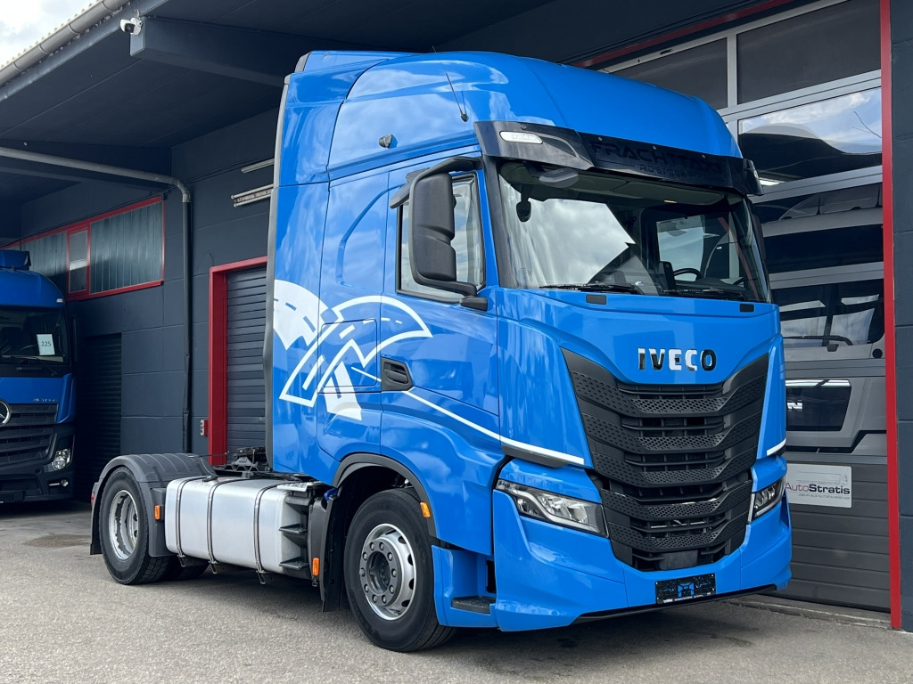 Iveco S-WAY AS440S48 Stralis Intarder 2x Kühlschrank - Tractor unit: picture 1 Iveco S-WAY AS440S48 Stralis Intarder 2x Kühlschrank - Tractor unit: picture 1