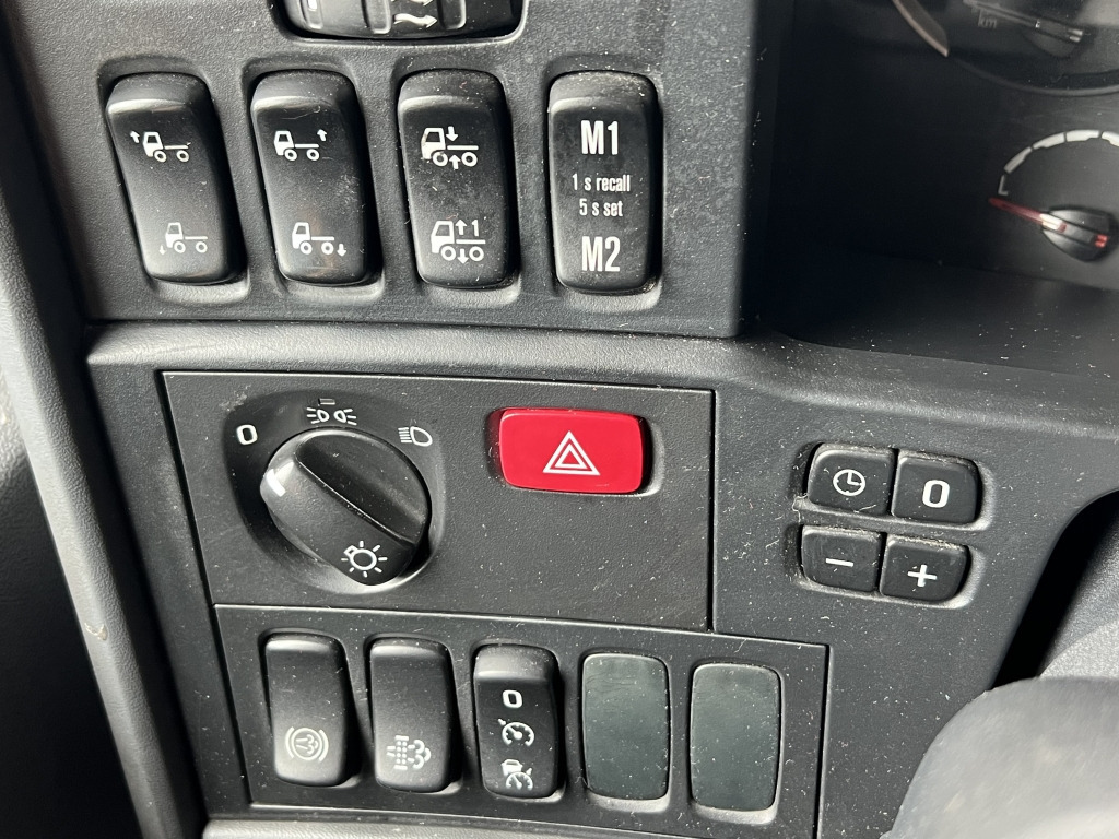 Scania R450 Streamline Topline Retarder Standklima ACC - Tractor unit: picture 2 Scania R450 Streamline Topline Retarder Standklima ACC - Tractor unit: picture 2