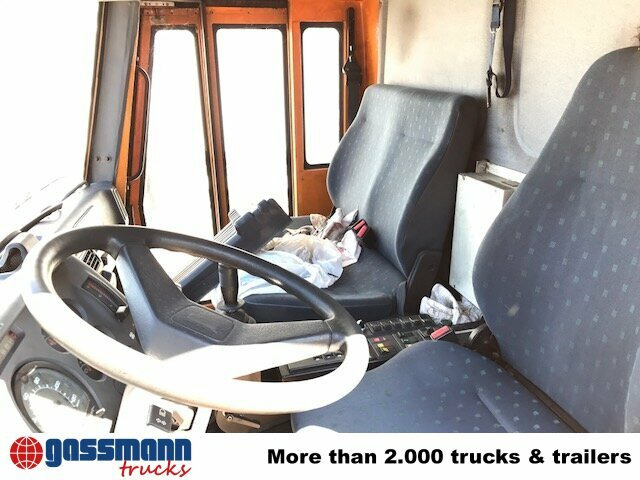 Ginaf GINC 3030 mit Heckkran Atlas AK 90.1 HDS - Crane truck: picture 5 Ginaf GINC 3030 mit Heckkran Atlas AK 90.1 HDS - Crane truck: picture 5