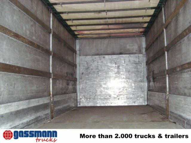 Iveco EuroCargo 120E24 4x2 - Curtain side truck: picture 3 Iveco EuroCargo 120E24 4x2 - Curtain side truck: picture 3