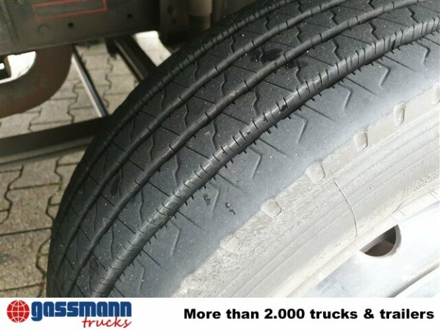 MAN 10.224 LC 4x2 BB Doka, TLF 16/12, 6-Zylinder - Fire engine: picture 3 MAN 10.224 LC 4x2 BB Doka, TLF 16/12, 6-Zylinder - Fire engine: picture 3