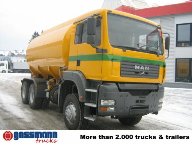 MAN TGA 26.430 6x6 - Tanker truck: picture 5 MAN TGA 26.430 6x6 - Tanker truck: picture 5