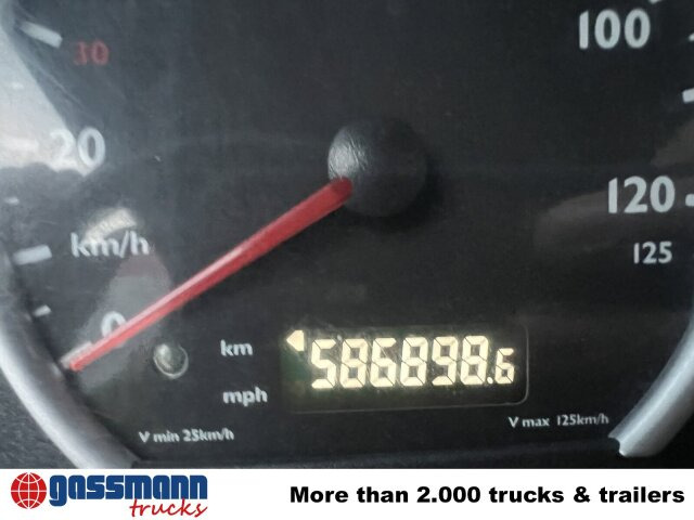 MAN TGA 35.410 8x4 BB, Betonmischer Karrena 10m³ - Concrete mixer truck: picture 2 MAN TGA 35.410 8x4 BB, Betonmischer Karrena 10m³ - Concrete mixer truck: picture 2