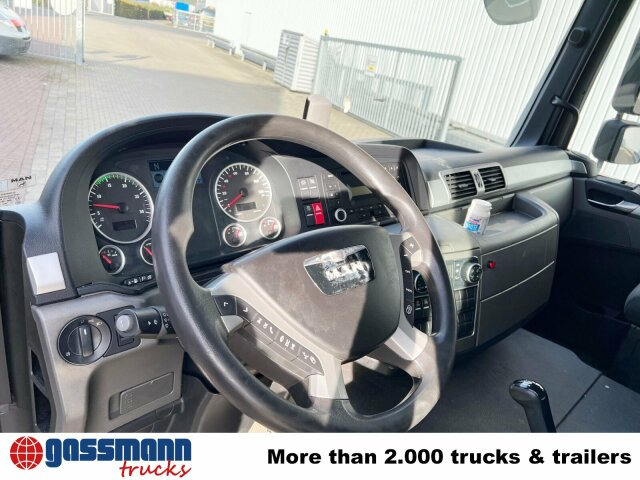 MAN TGL 12.220 4X2 BL mit Dhollandia LBW - Box truck: picture 3 MAN TGL 12.220 4X2 BL mit Dhollandia LBW - Box truck: picture 3