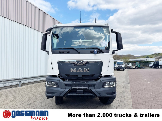 New Cab chassis truck MAN TGS 41.440/480 8x4 BB, Mulde ca. 16m³ mit: picture 9 New Cab chassis truck MAN TGS 41.440/480 8x4 BB, Mulde ca. 16m³ mit: picture 9