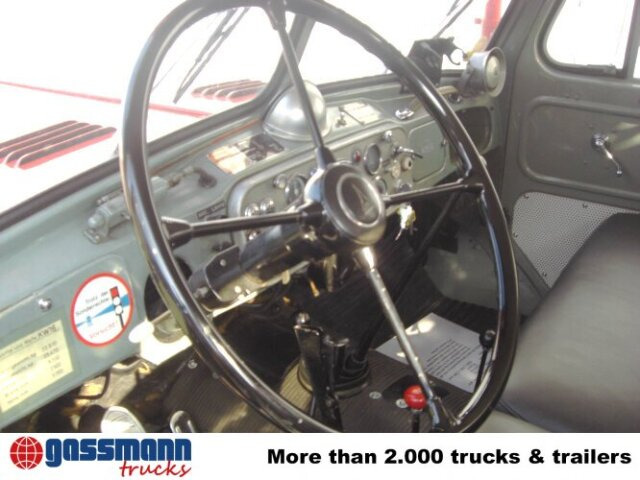 Magirus Deutz Magirus Uranus 250D 22 KW16 - Fire engine, Crane truck: picture 2 Magirus Deutz Magirus Uranus 250D 22 KW16 - Fire engine, Crane truck: picture 2