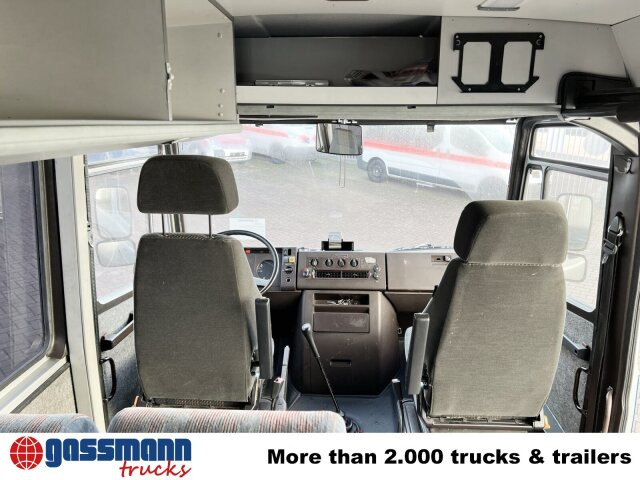 Minibus, People carrier Mercedes-Benz 711 D-KA 4x2, Standklima, 11-Sitze, 2 x on stock: picture 6
