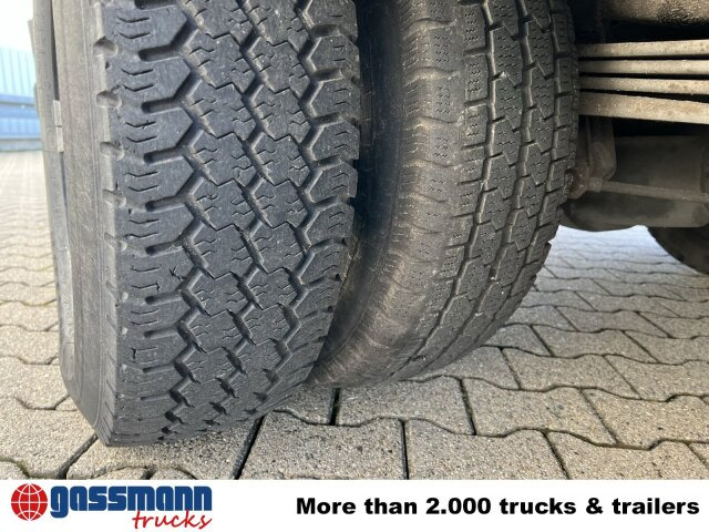 Mercedes-Benz 711 D-KA 4x2, Standklima, 11-Sitze, 2 x on stock - Minibus, People carrier: picture 3 Mercedes-Benz 711 D-KA 4x2, Standklima, 11-Sitze, 2 x on stock - Minibus, People carrier: picture 3