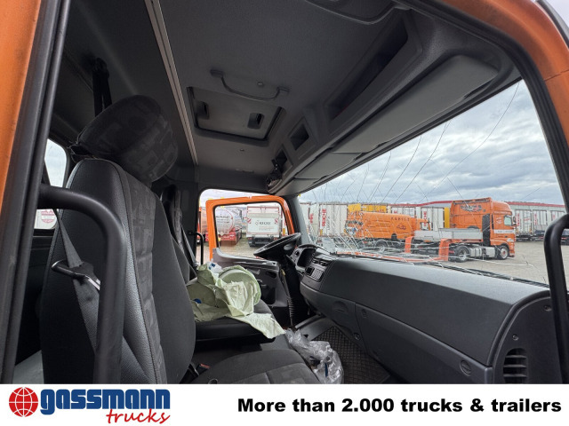 Cab chassis truck, Crane truck Mercedes-Benz Atego 1023 A 4x4, Einzelbereifung, Heckkran: picture 15