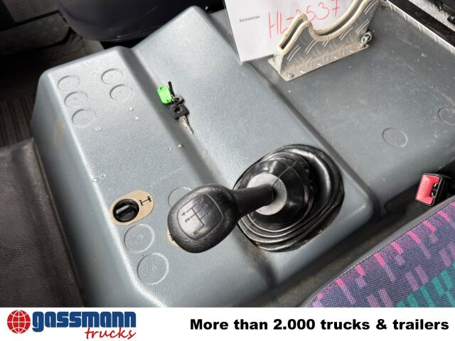 Mercedes-Benz LK 814 F 4x2 Doka, Löschfahrzeug LF8/6 - Fire engine: picture 3 Mercedes-Benz LK 814 F 4x2 Doka, Löschfahrzeug LF8/6 - Fire engine: picture 3