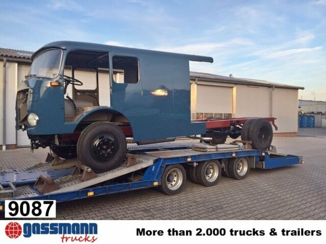 Mercedes-Benz LP710/32, Autotransporter - Car transporter truck: picture 1 Mercedes-Benz LP710/32, Autotransporter - Car transporter truck: picture 1