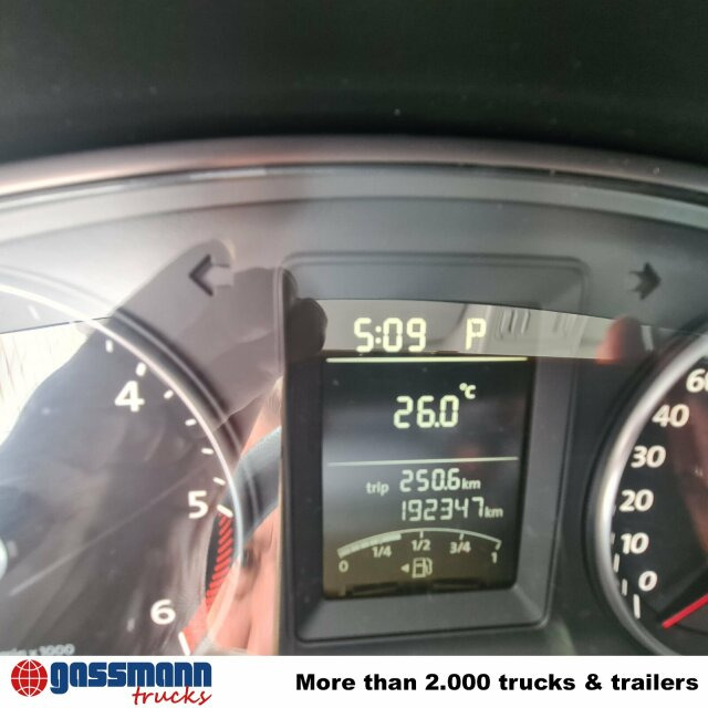 Volkswagen T5 2.0 TDI, Krankenwagen - Ambulance: picture 3 Volkswagen T5 2.0 TDI, Krankenwagen - Ambulance: picture 3