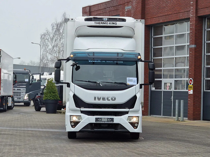 Iveco Eurocargo 120.250 4x2 - Thermoking T-800R Frigo - Loadlift - Euro 6 - Automatic - Isothermal truck: picture 2 Iveco Eurocargo 120.250 4x2 - Thermoking T-800R Frigo - Loadlift - Euro 6 - Automatic - Isothermal truck: picture 2