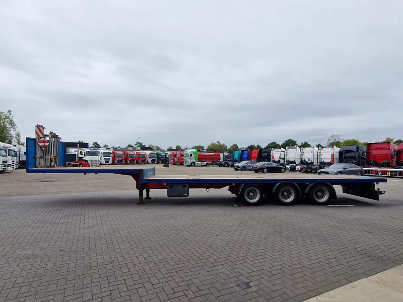 Lecitrailer Semi 3 axle - BPW Axle - Twist locks - Low loader semi-trailer: picture 4 Lecitrailer Semi 3 axle - BPW Axle - Twist locks - Low loader semi-trailer: picture 4