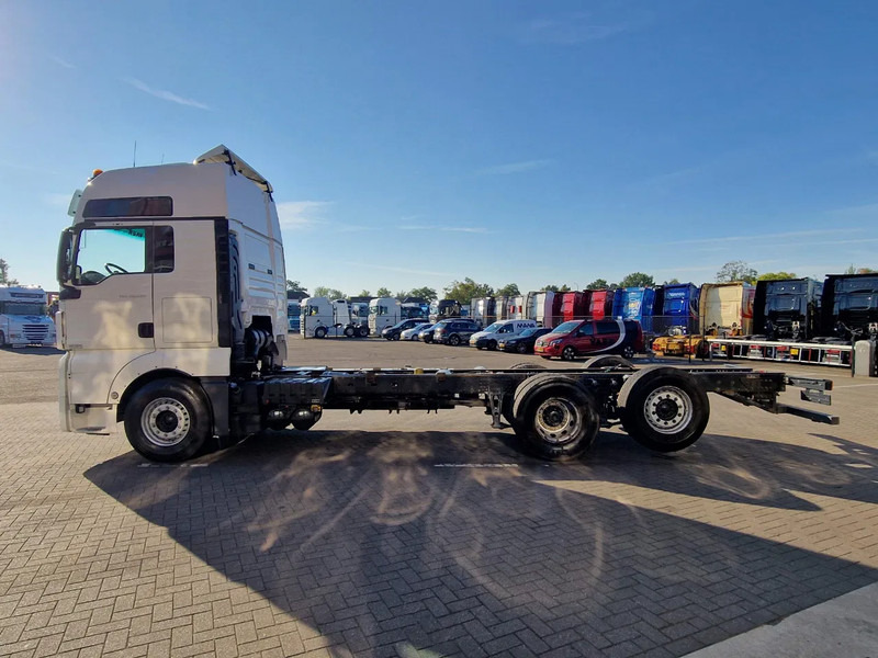 MAN TGX 26.500 6x2 XXL - Chassis - Full air - Night clima - AS Tronic - - Cab chassis truck: picture 4 MAN TGX 26.500 6x2 XXL - Chassis - Full air - Night clima - AS Tronic - - Cab chassis truck: picture 4