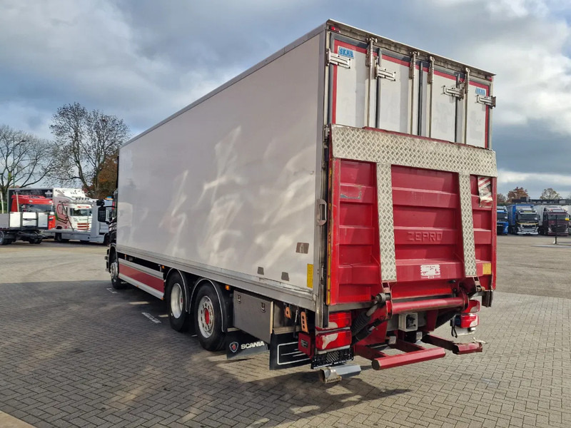 Scania P280 6x2*4 - Thermoking frigo - Loadlift - Steering axle - Full air - 5.10 WB - Refrigerated truck: picture 5 Scania P280 6x2*4 - Thermoking frigo - Loadlift - Steering axle - Full air - 5.10 WB - Refrigerated truck: picture 5