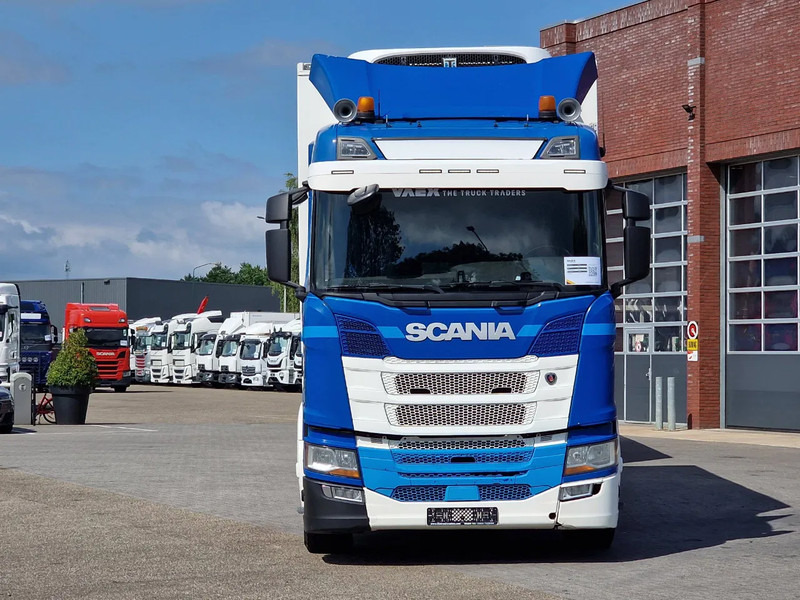 Scania R500 NGS B6X2NB / Trailer-Bygg 12-2004 / Frigobox Sidedoors / Rohrbahen / hooks - Refrigerated truck: picture 2 Scania R500 NGS B6X2NB / Trailer-Bygg 12-2004 / Frigobox Sidedoors / Rohrbahen / hooks - Refrigerated truck: picture 2