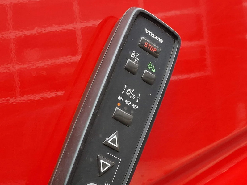 Tractor unit Volvo FH 13.500 6x2 - PTO/Hydraulic - I Save - 3.00 WB - Full air: picture 20 Tractor unit Volvo FH 13.500 6x2 - PTO/Hydraulic - I Save - 3.00 WB - Full air: picture 20